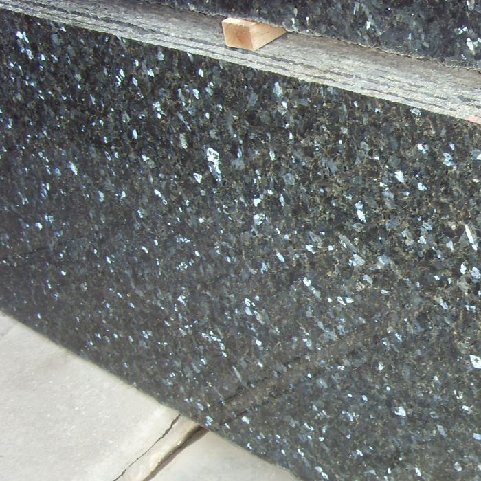 Piastrella in granito verde smeraldo